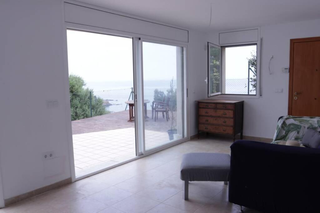 Costa Brava Apartment With Stunning Sea View Llanca Exterior photo